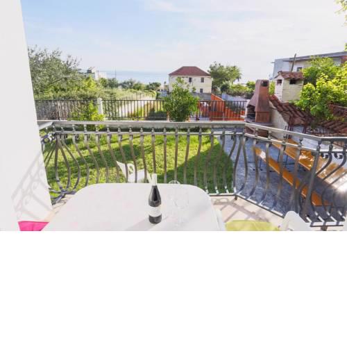 Apartment Podstrana 2769b