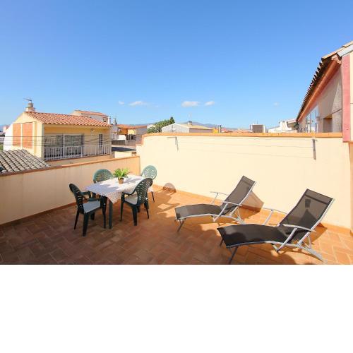 Apartment Puigmal by Interhome