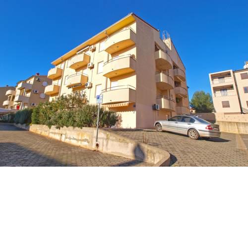 Apartment Radojka 1530