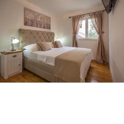 Apartment Royal Residence