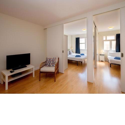 Apartment Sagrada Familia- Rossello by Interhome