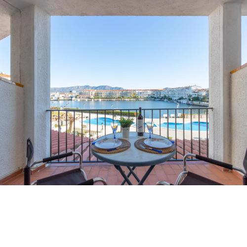 Apartment Sant Maurici-26 by Interhome