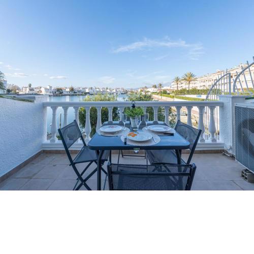 Apartment Sant Maurici by Interhome