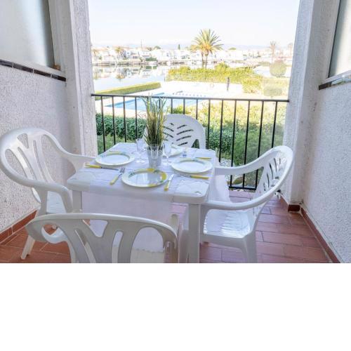 Apartment Sant Maurici by Interhome
