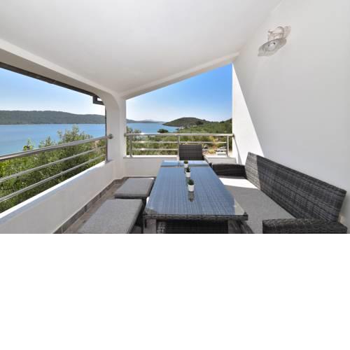 Apartment Sea View