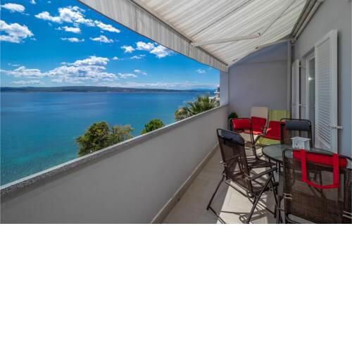 Apartment Selce with Sea View 04