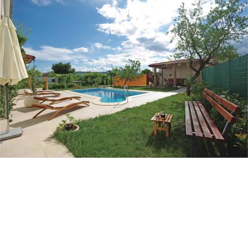 Apartment Sestanovac 23 with Outdoor Swimmingpool