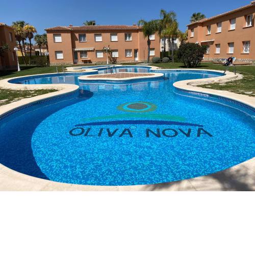 Apartment Sevilla III Golf ,big pool and seaside