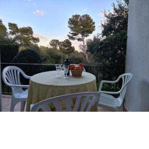 Apartment, short walk to the beach