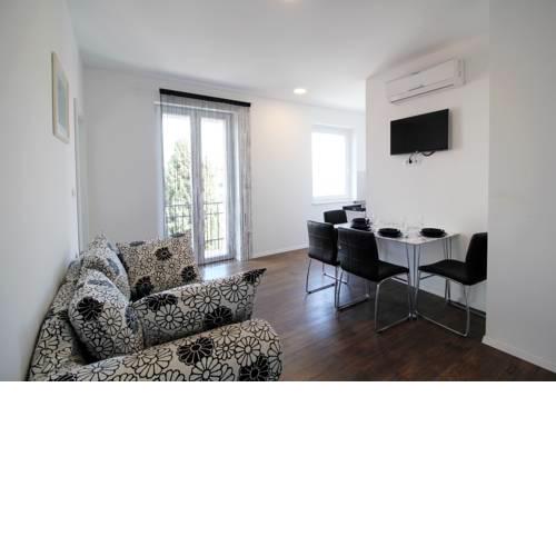 Apartment Split Lazarica