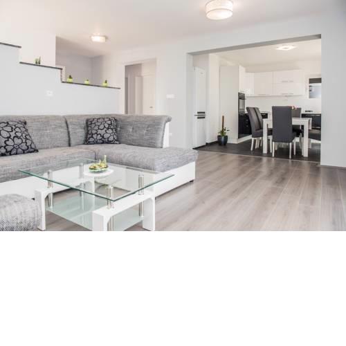 Apartment Split