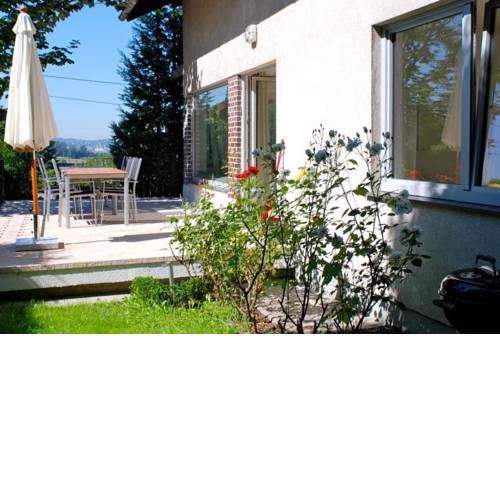 Apartment Sternentor