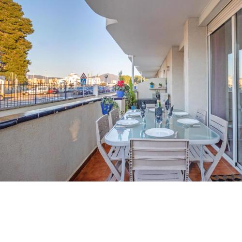 Apartment SYMAR by Interhome