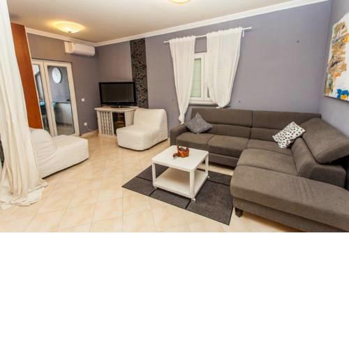 Apartment Teta Ana - Novalja