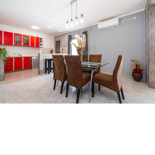 Apartment Thalia