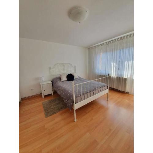 Apartment Tibbi