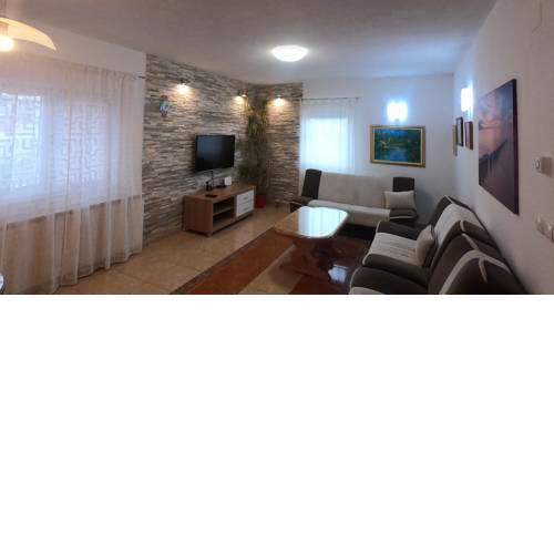 Apartment Toni
