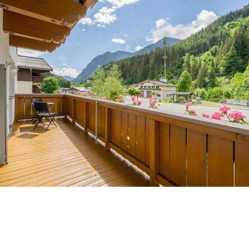 Apartment Top 2