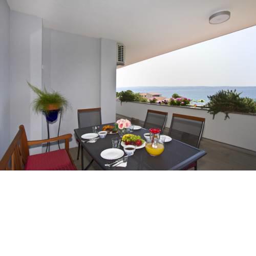 Apartment Topic near the beach