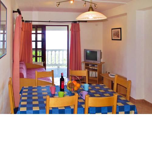 Apartment Ulika (LBN105)
