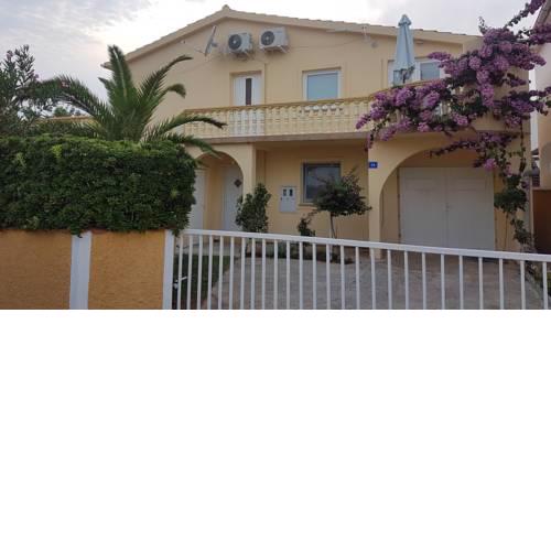Apartment Vir 6