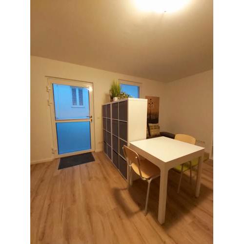 Apartment voll möbliert
