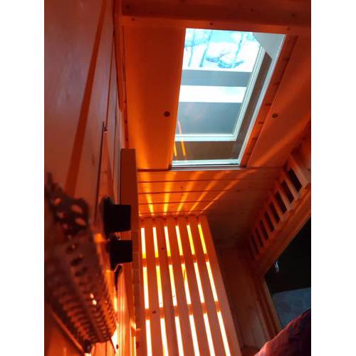 Apartment Wave - Infrared Sauna, Rainfall shower, Parking with video surveillance, Entry with PIN 0 - 24h, Book without credit card