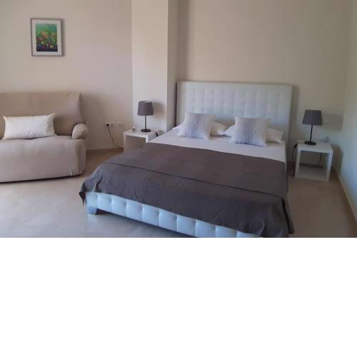 Apartment with 2 Big Bedrooms on Suite + Terraces
