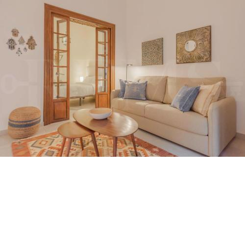 Apartment with balcony in the heart of Malaga
