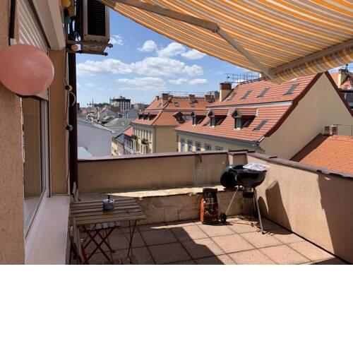 Apartment with BIG terrace FREE parking Grill STARE MESTO
