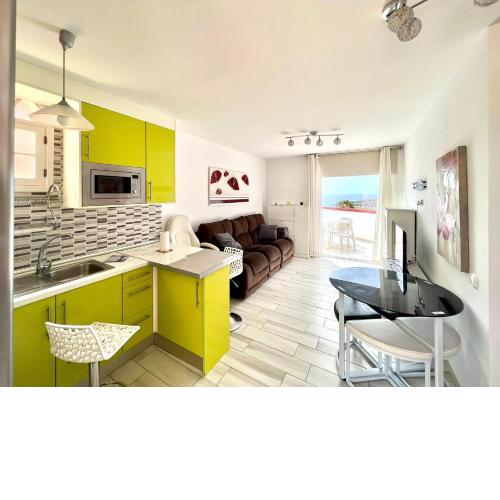 Apartment with FreeWifi, piscina and Great view at Atlantic Ocean