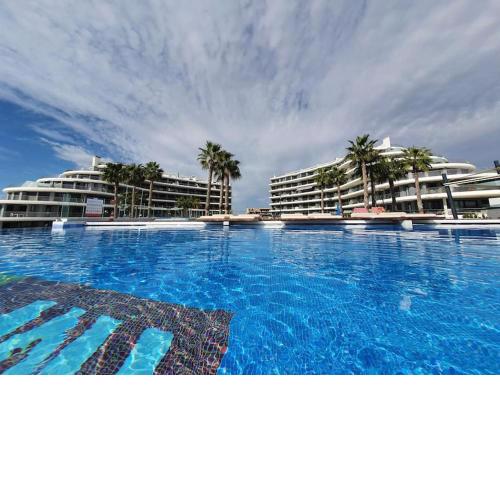 Apartment with magnificent seeview and all luxury