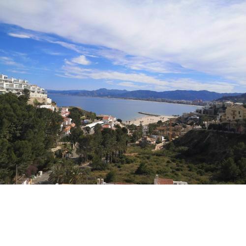 Apartment With Panoramic Frontal Sea Views