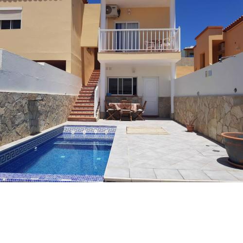 Apartment With Private Pool And Close To The Beach