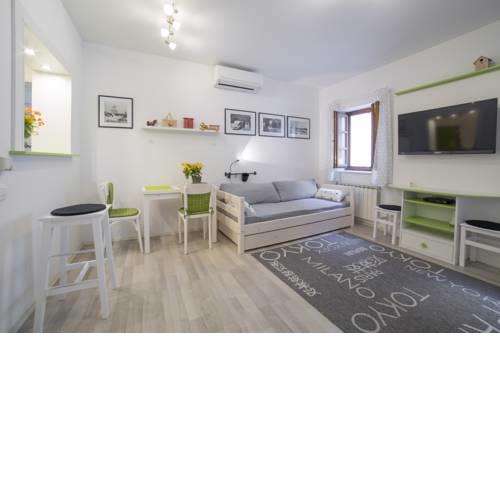 Apartment Zagreb on Hands