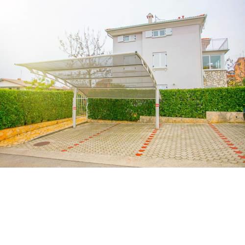 Apartment Zambratija