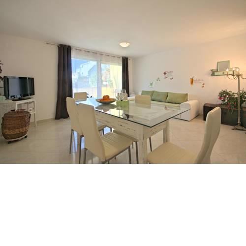 Apartment Zlatna