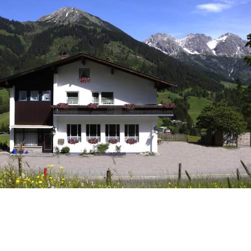 Apartmenthaus Ahorn