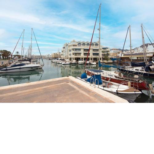 Apartmento en la Pequeña Venecia, Puerto Marina