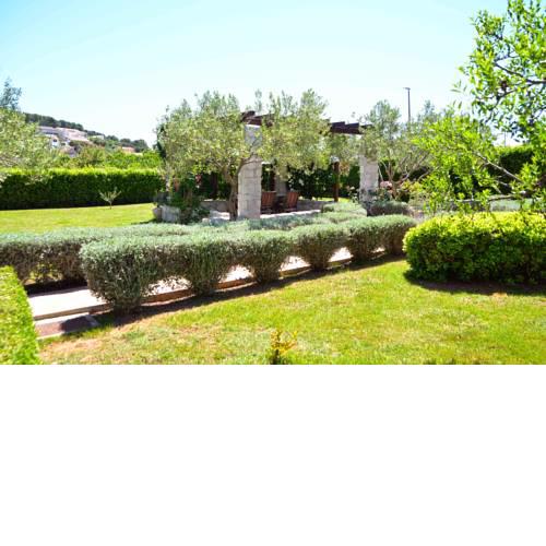 Apartments 5M