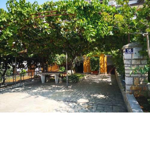 Apartments Alida
