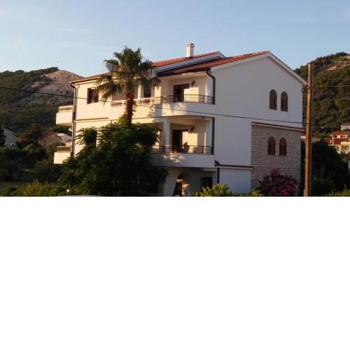 Apartments Amfora