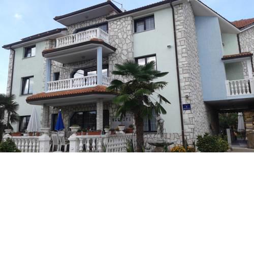 Apartments Amos