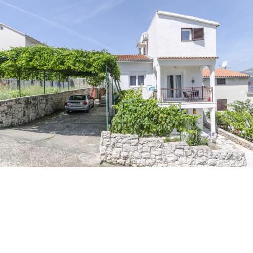 Apartments Ana