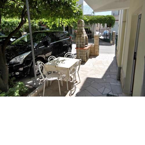Apartments and rooms by the sea Podgora, Makarska - 2623