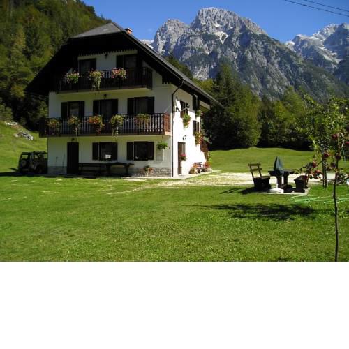 Apartments and rooms Kravanja