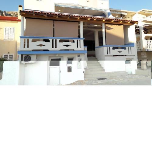 Apartments and Rooms Magdalena
