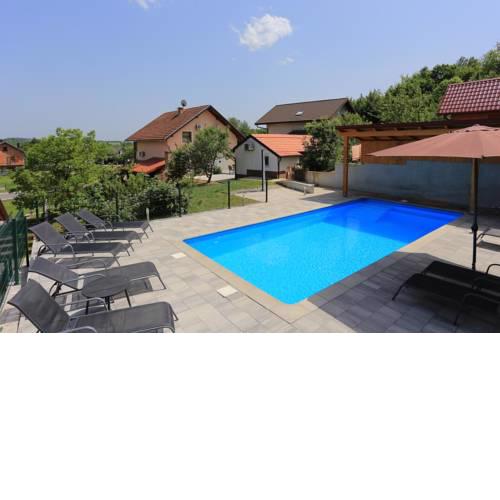 Apartments and rooms with a swimming pool Grabovac, Plitvice - 17531