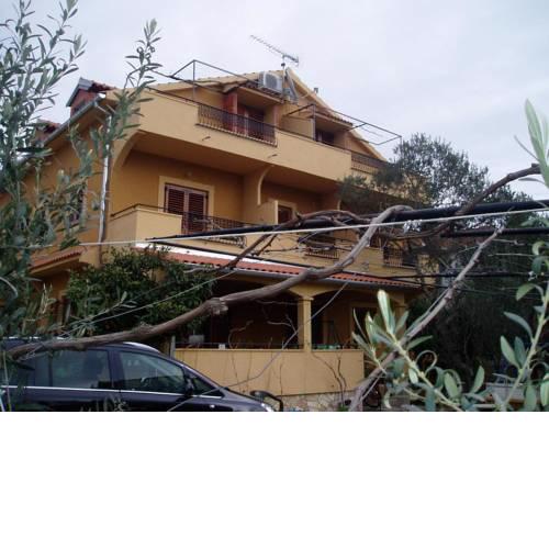 Apartments and rooms with parking space Biograd na Moru, Biograd - 16576