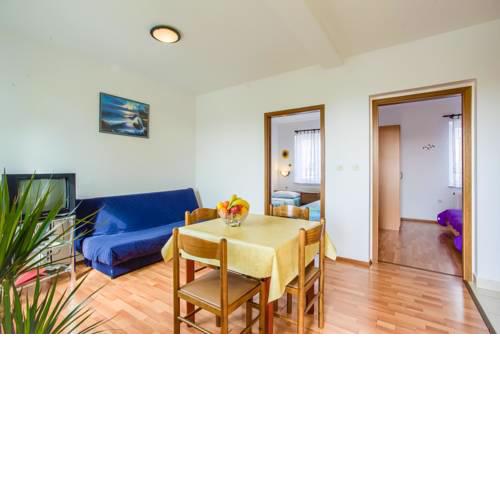Apartments and rooms with parking space Kraljevica - 17589